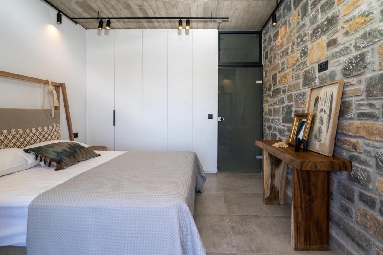 Celine Private Residences Лентас Экстерьер фото
