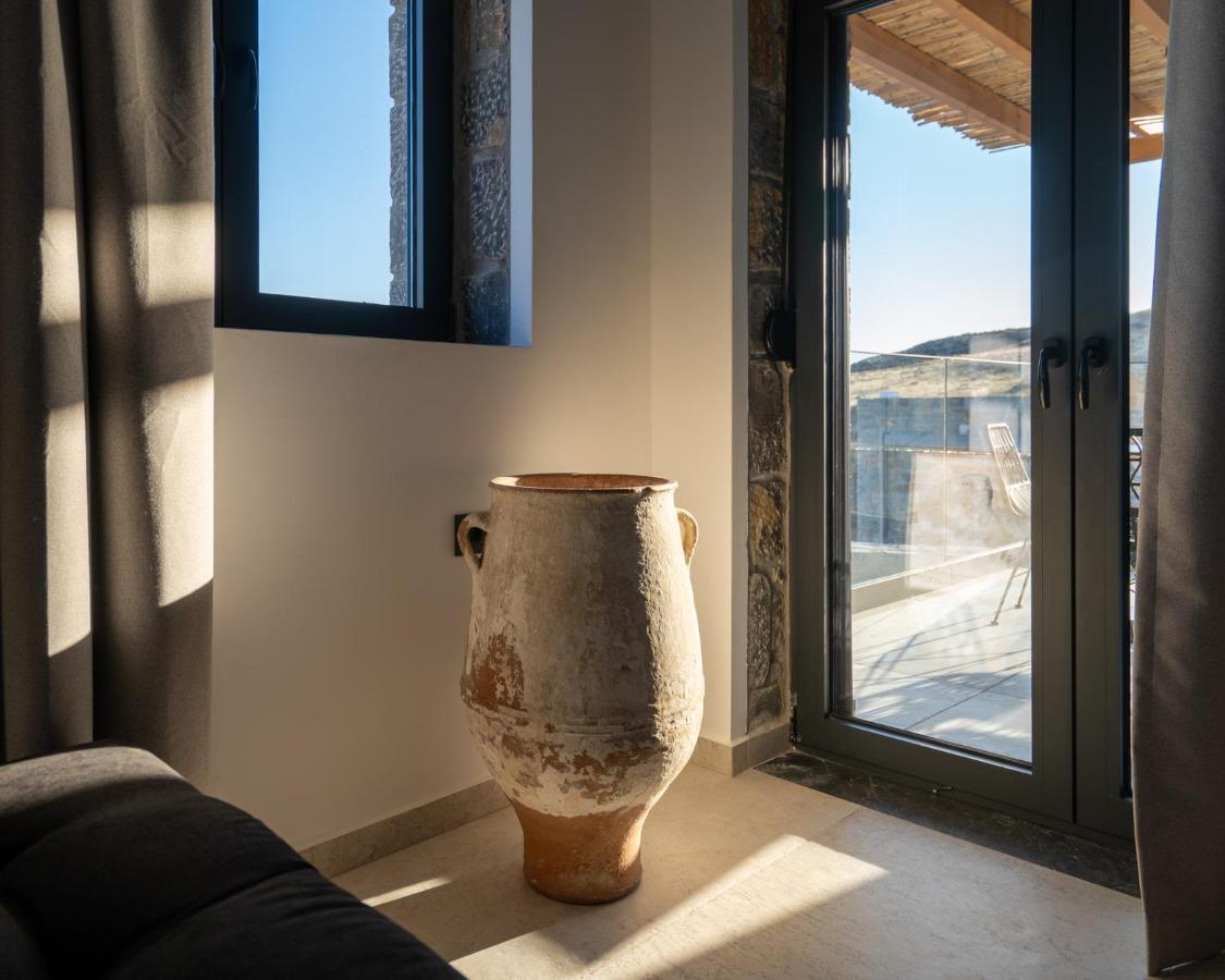 Celine Private Residences Лентас Экстерьер фото