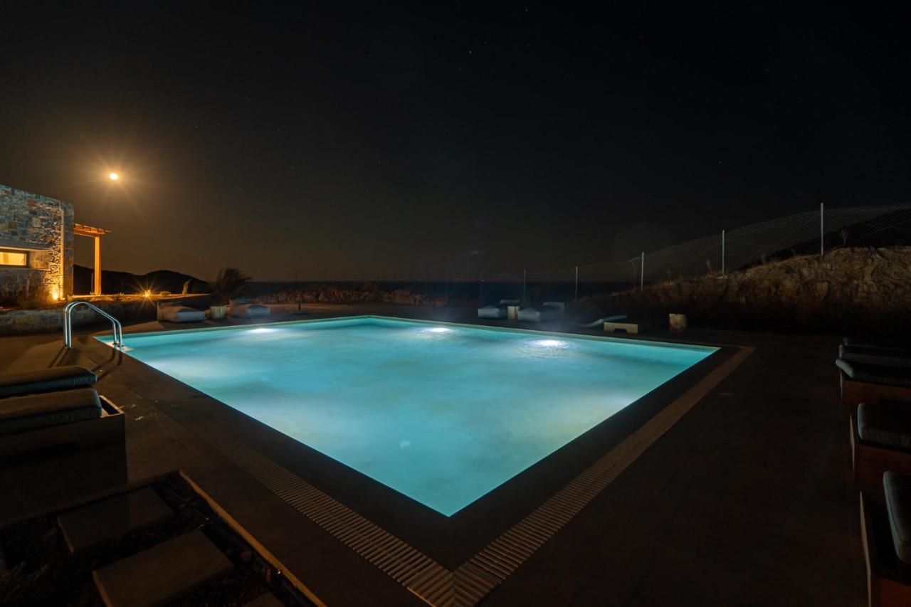 Celine Private Residences Лентас Экстерьер фото