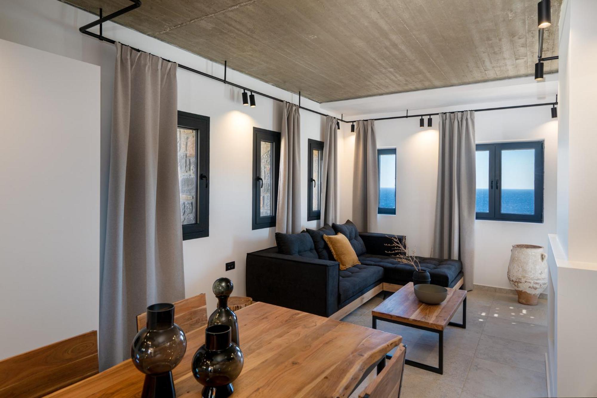 Celine Private Residences Лентас Номер фото